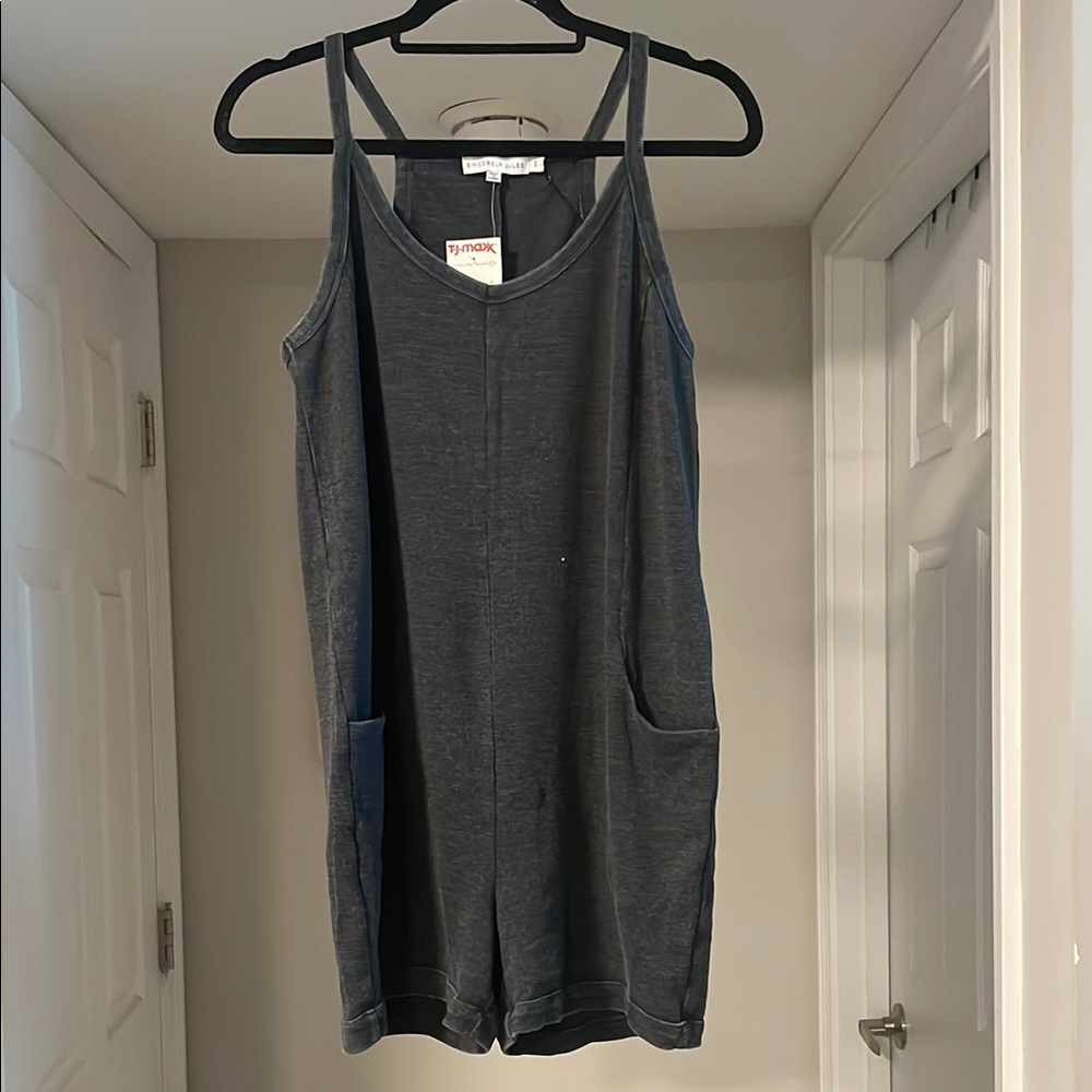 Sincerely Jules Charcoal Loose Romper